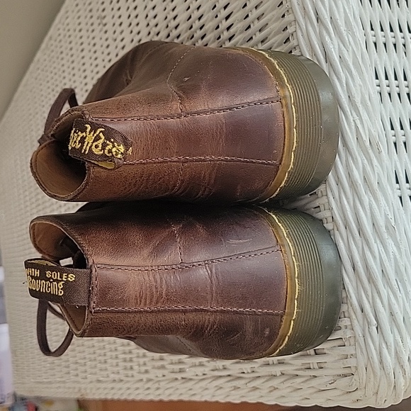Doc Martens boots - Picture 4 of 5